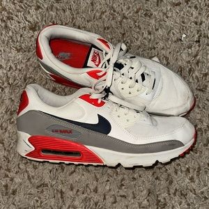 Nike Air Max 90